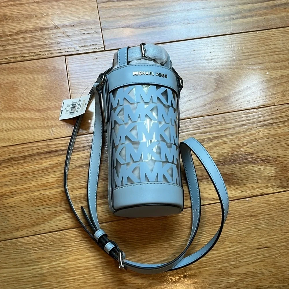 NWT  MICHAEL KORS PALE OCEAN BLUE WATER BOTTLE HOLDER Bag